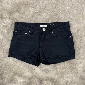 So-wear-it-declare-it Women's Black Shorts